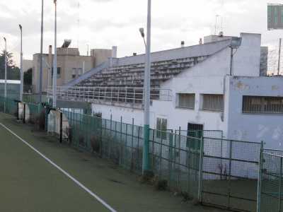 ...e dalle gradinate sono stati portati vie soltanto i seggiolini